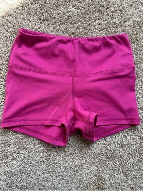 High Rise Fleo Shorts